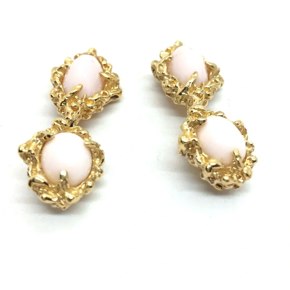 !!SOLD!! VINTAGE PANETTA FAUX ANGEL SKIN CORAL CLIP EARRINGS DROP DANGLE ORNATE_7